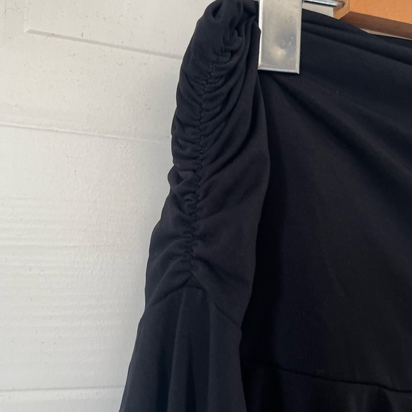 BCBGMAXZARIA Rayon Flowy Mini ruched Skirt Small - Picture 3 of 7